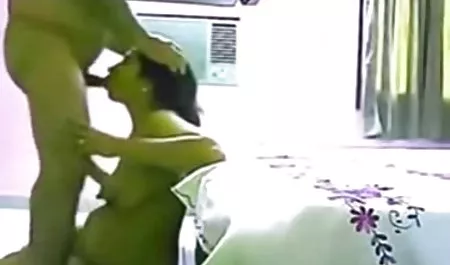 المعلم وجدت ورقة الغش على مفلس الطالب و بدأ يمارس الجنس محارم عربي سكس معها في مكتب