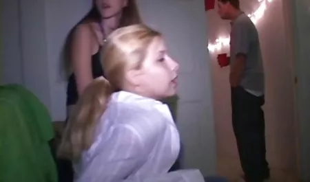 مفلس يأخذ الطالب الدهون الديك من رجل ناضج في لها ضيق قصص سيكس عربي محارم كس