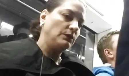مطيعا مثير شقراء في الملابس الداخلية الحمراء يحصل مارس الجنس سكس محارم مدبلج عربي في الشرج