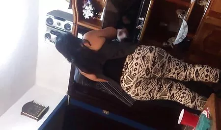 عاهرة sex محارم عربي سمراء يغوي جارتها