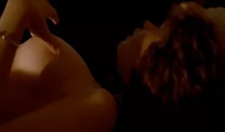 شابة سمراء مارس الجنس في الحمار افلام محارم سكس عربي