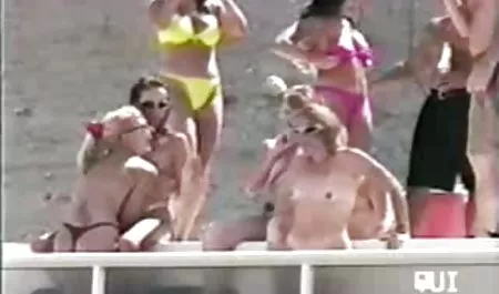 رائع فتاة صغيرة سكس محارم جماعي مترجم تحصل مارس الجنس من قبل رجل