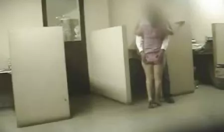 الرجل كان محظوظ اليوم على محارم اجنبي مترجم شبه الصب, اثنين من العصير الجبناء جاء له