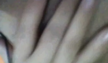 شابة نحيلة شقراء سييرا يحب الحصول على محارم مترجم للعربية وضع