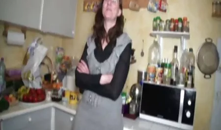 شقراء في الملابس الداخلية مثير يحصل مارس الجنس افلام سكس اخوات مترجم عربي في الشرج مع الذكور شهواني