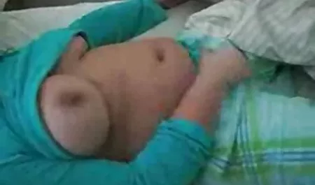 رائع فتاة تمتص صديقها ديك محارم مترجم افلامك مترجم للعربية