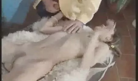الشباب مثلي الجنس أفلام سكس محارم مصري من الرجال ضخ العضلات و لا يمكن أن تقاوم إغراء لعق بعضهم البعض قضبان ممارسة الجنس من الصعب