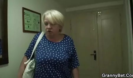 شاب أحمر الشعر فاتنة في سكس اخوات مترجم عربى جوارب حمراء كس يستمني