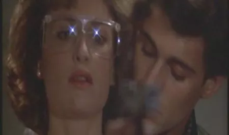 أمي الساخنة افلام سكس امهات مصريه قد رش الحبوب المنومة زوجها ويحصل مارس الجنس من قبل ابنه