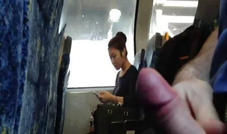 جميلة فاتنة الحصول مارس الجنس في شريط على الطاولة في سكس محارم عربي عراقي كل