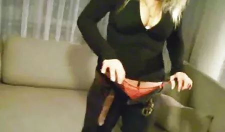 غير تقليدي الفرخ المداعبات نفسها سكس عربي زنا و