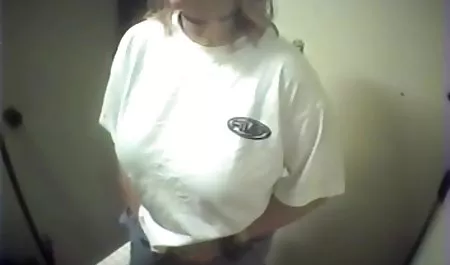 فاتنة ناضجة يقفز على ديك افلام سكس امهات عربي