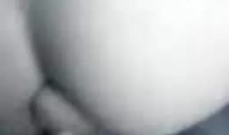 جميلة الطفل في حاجة إلى المال ، وكانت قادرة على كسب افلام سكس محارم مترجمة للعربية معها الجسم