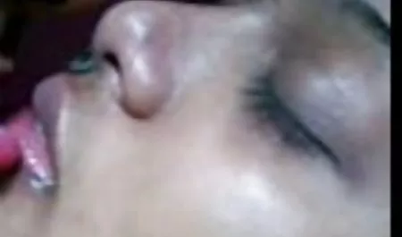 شابة شقراء سكس مترجم عربي الام مثليات اللعب مع كس يمارس الجنس مع دسار